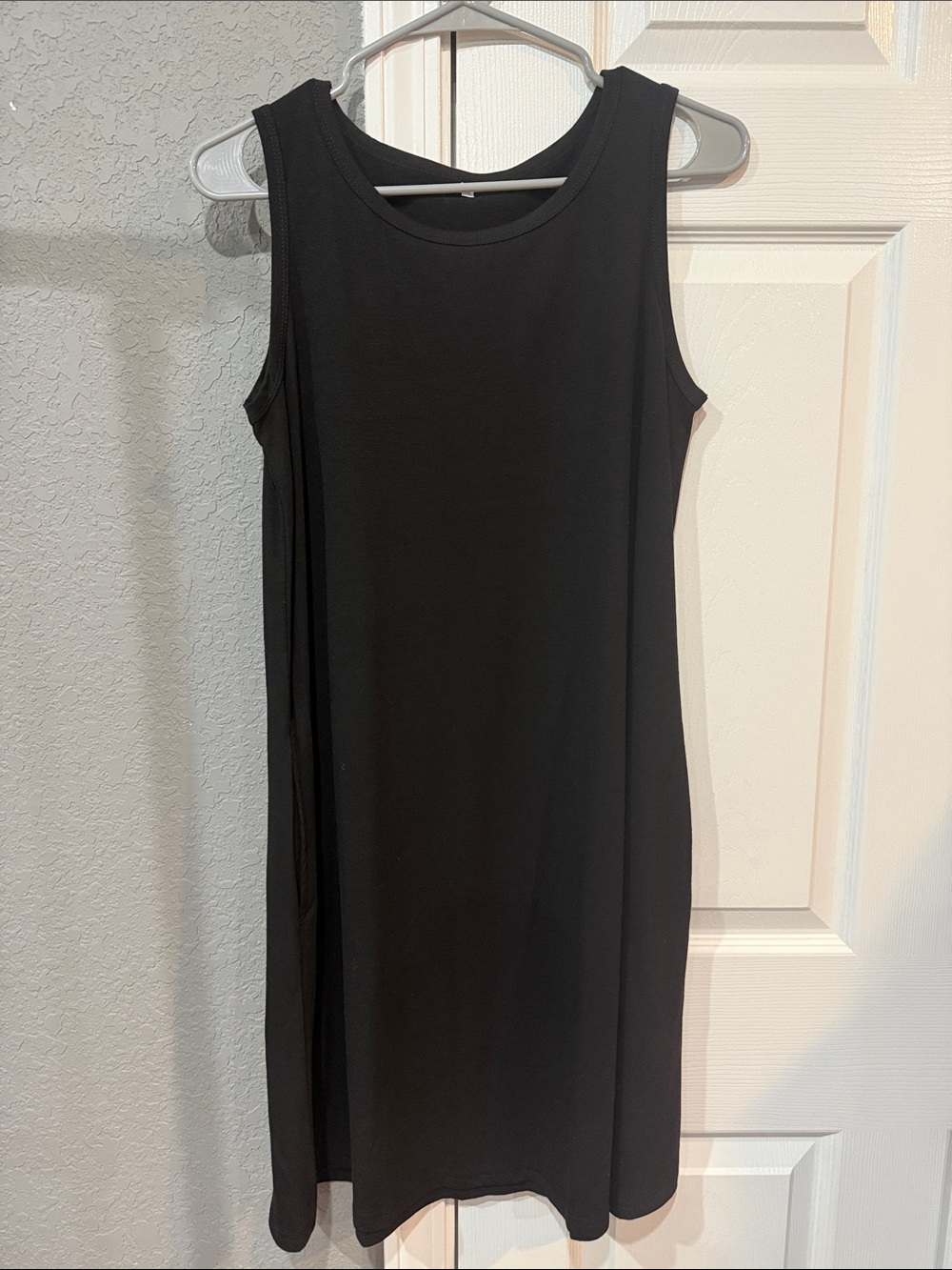 Women's Simple Black Amazon Midi Dress Size Medium NWOT